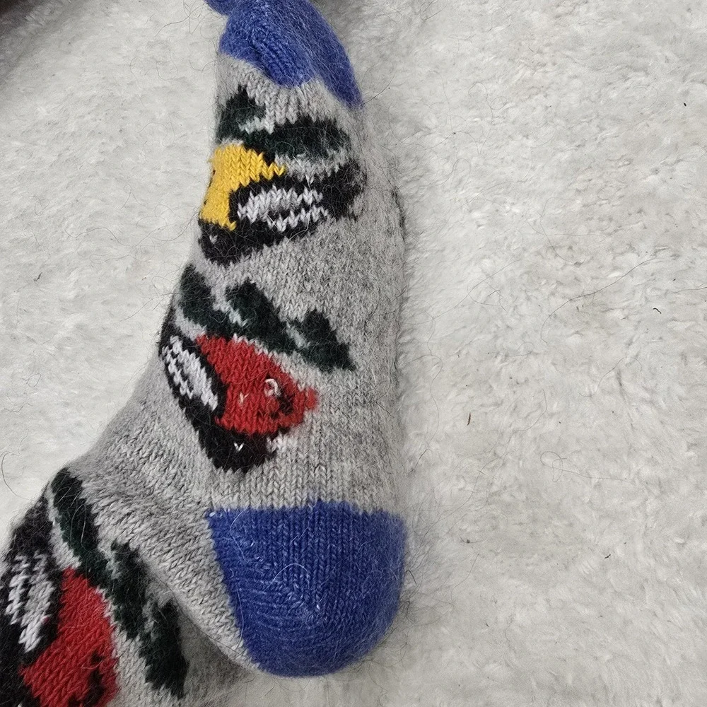 Handmade 100% Natural Goat Down Socks Fuzzy Warm‎ Wool Knitted Bird Motif Large